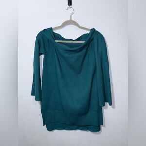 Anthropologie Women’s Green Elise Off The Shoulder Long Sleeved Sweater Small